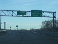 Upper Mountain Road Photo