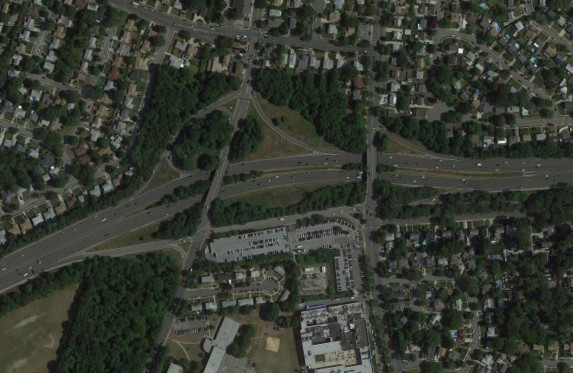 The Southern State Parkway at Corono Avenue and Franklin Avenue in 2010