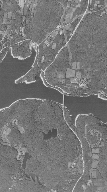 The Taconic State Parkway crossing the New Croton Reservoir in 1958