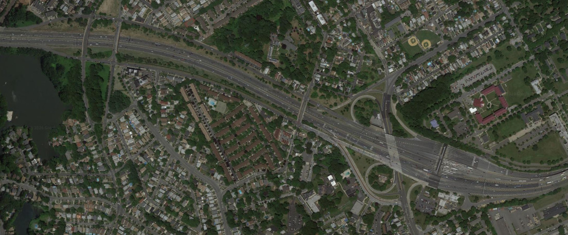 The Staten Island Expressway at Hylan Boulevard and Lily Pond Avenue in 2010