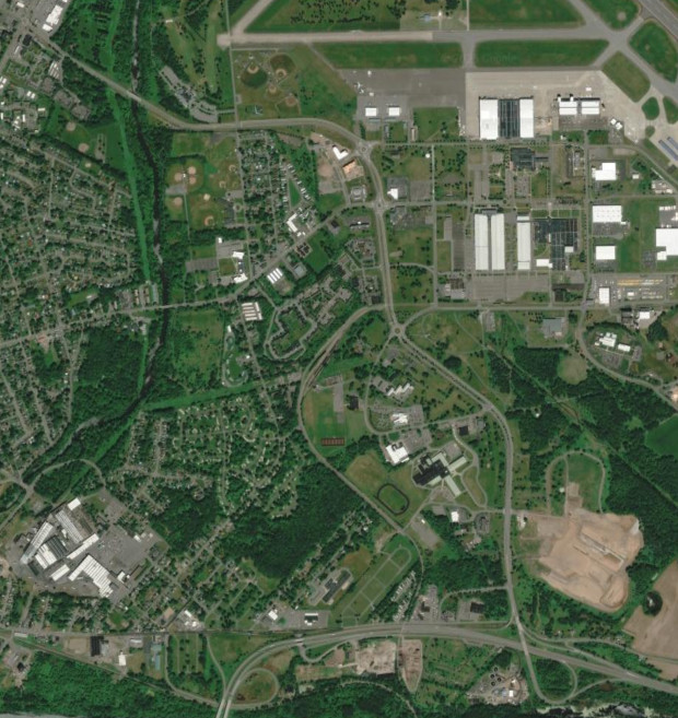 NY 825 in 2020