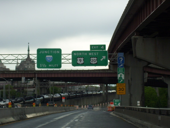 I-787 thorugh downtown Albany